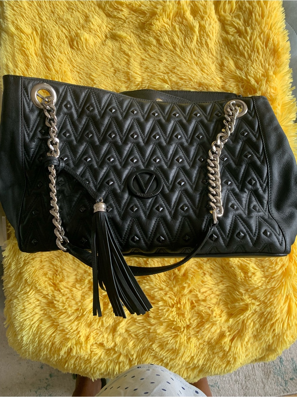 Valentino!! - Picture 2 of 5